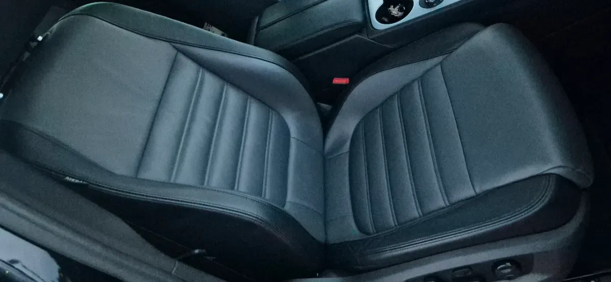 Volkswagen Touareg 2012 photo 3