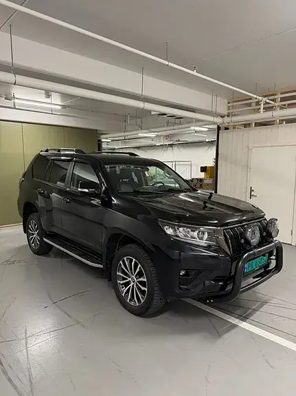 Toyota Land Cruiser 2022 photo 2