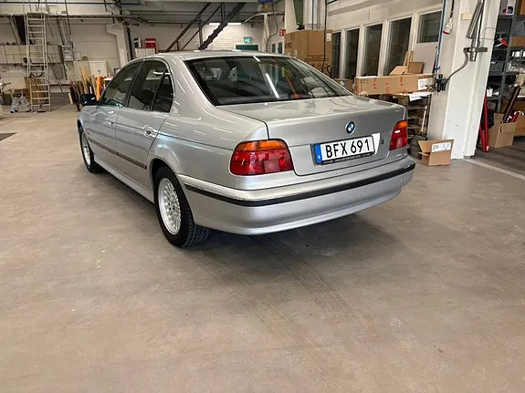 BMW 528I 1999 photo 4