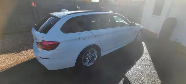 BMW 5 Series 2016 photo 2