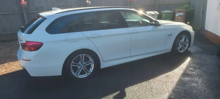 BMW 5 Series 2016 photo 4