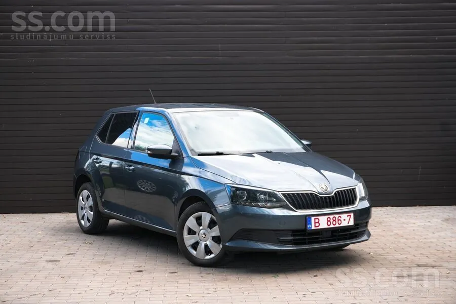Skoda Fabia 2015 photo 2