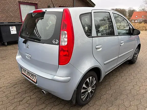 Mitsubishi Colt 2005 photo 4