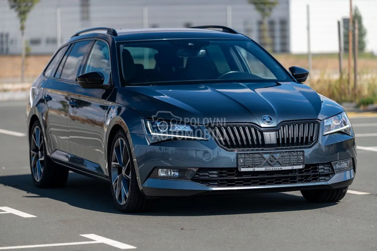 Skoda Superb 2018 photo 2