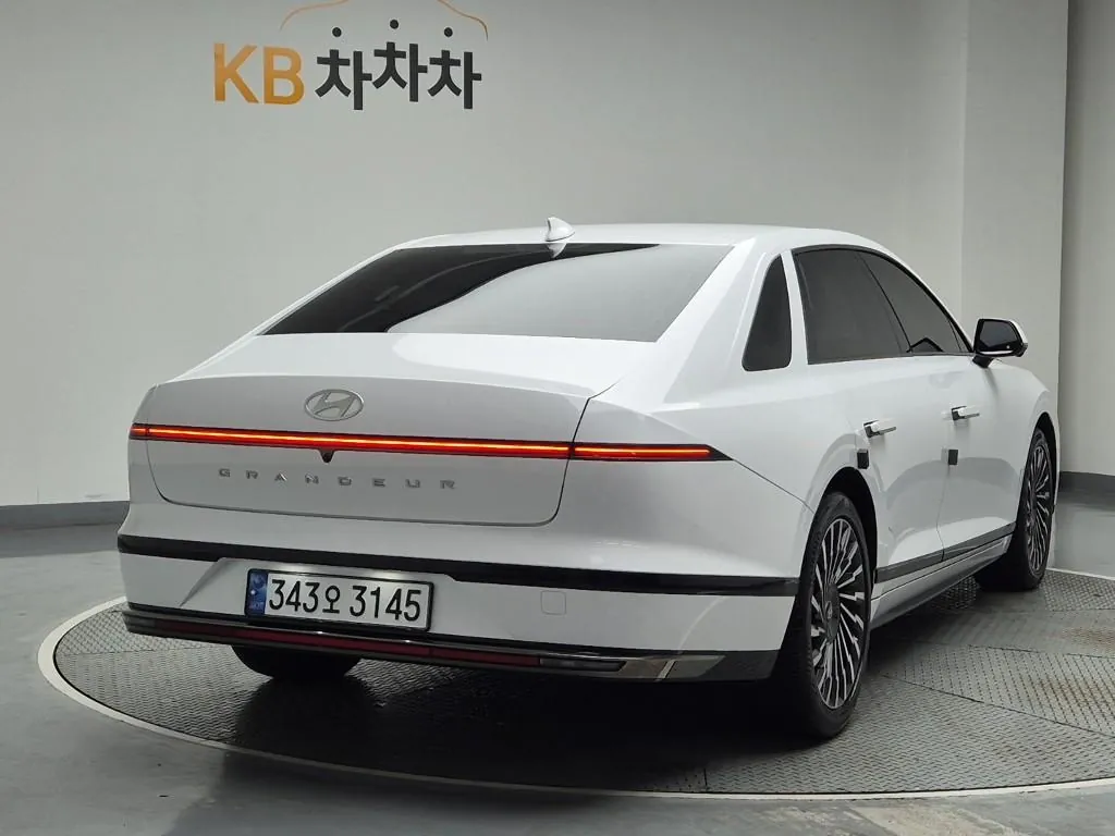 Hyundai Grandeur 2023 photo 3