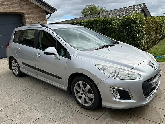 Peugeot 308 2012 photo 5