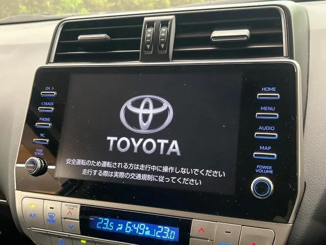 Toyota Land Cruiser Prado 2023 photo 3