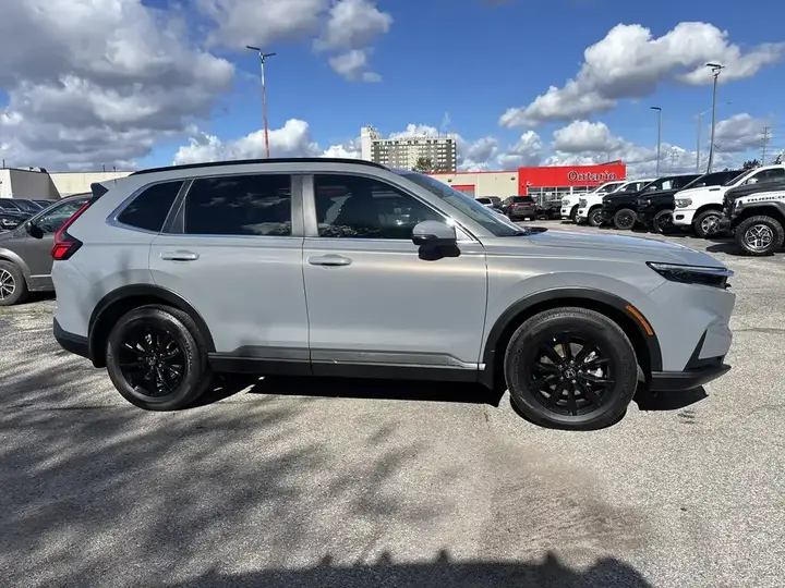 Honda Cr-V 2023 photo 4