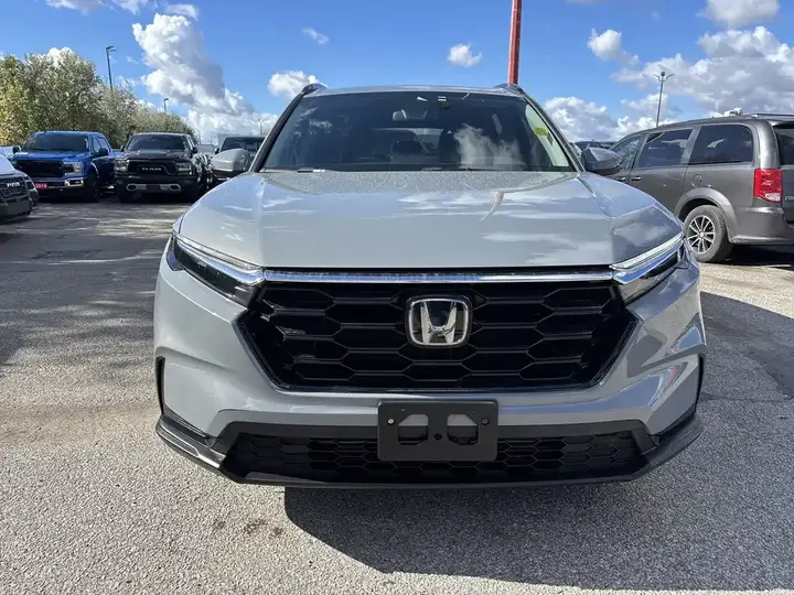 Honda Cr-V 2023 photo 2