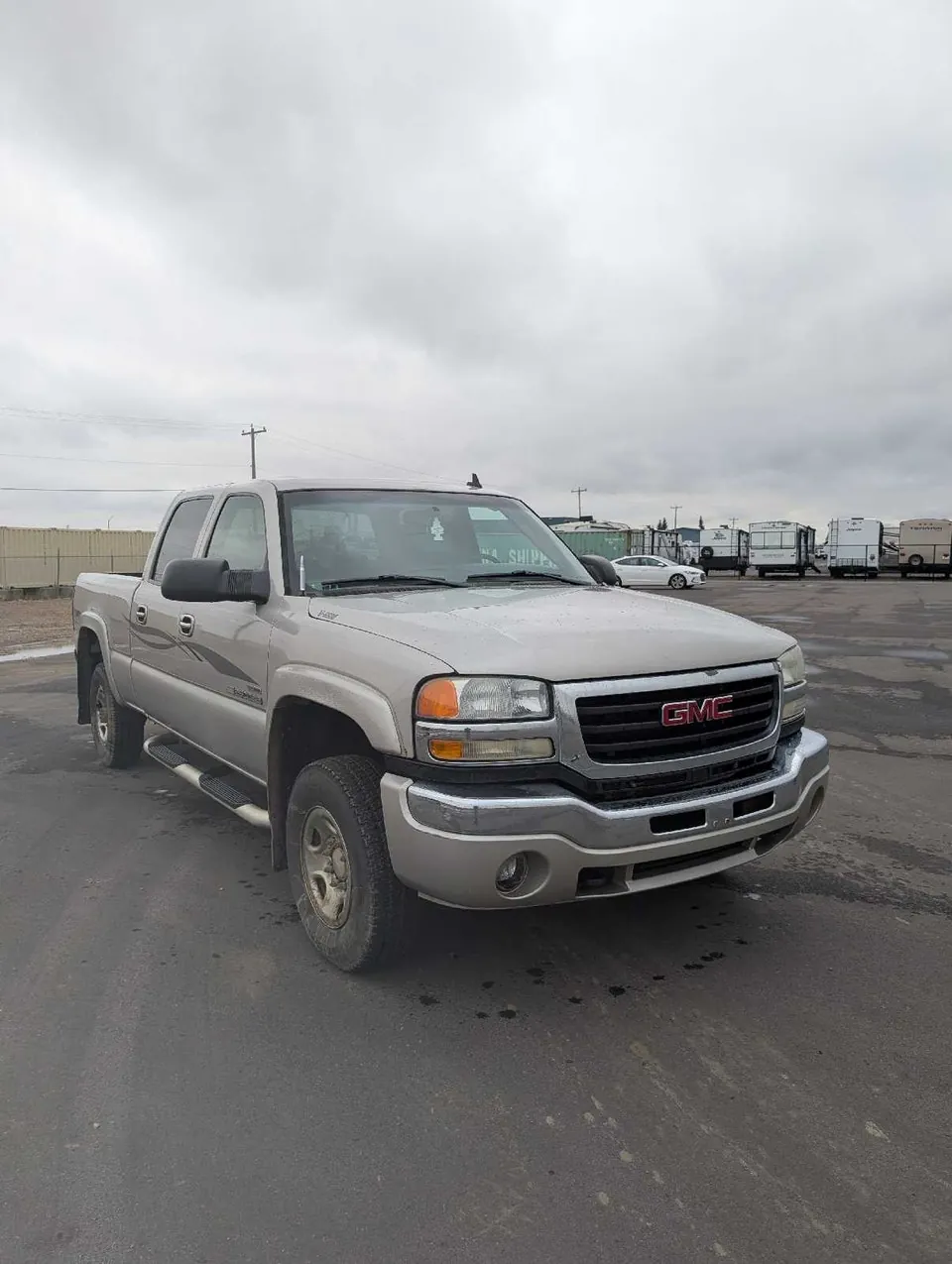GMC Sierra 2500Hd 2006 photo 2