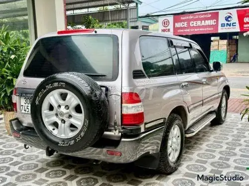 Toyota Land Cruiser 2003 photo 2