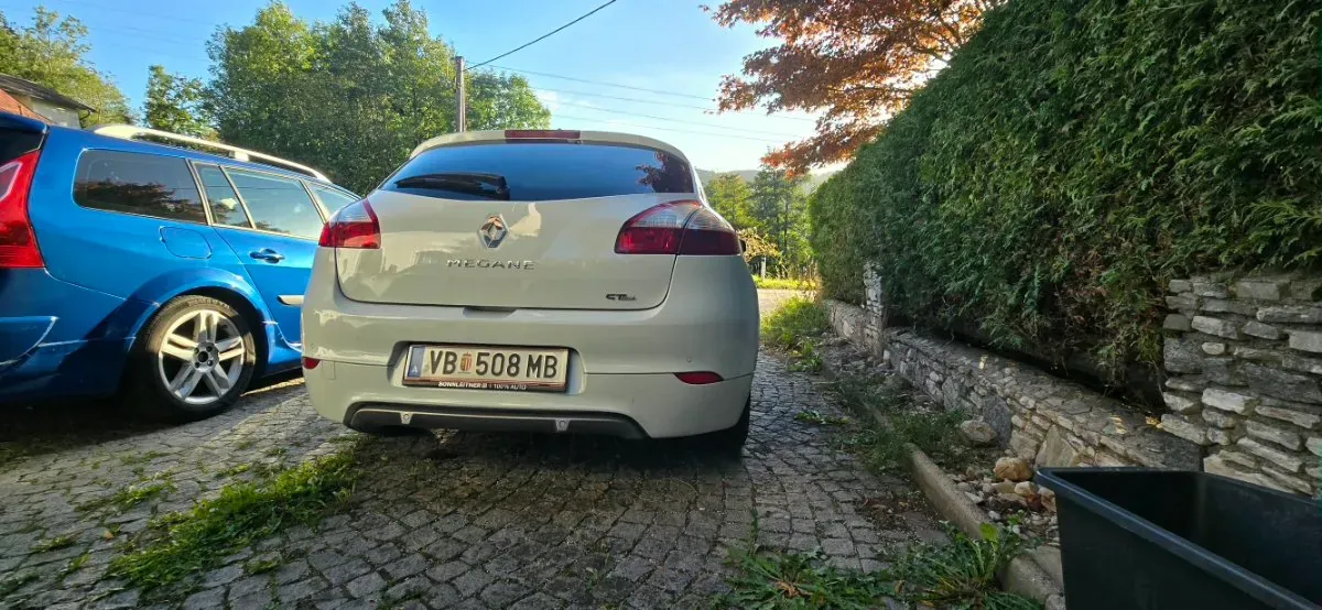 Renault Megane 2010 photo 2