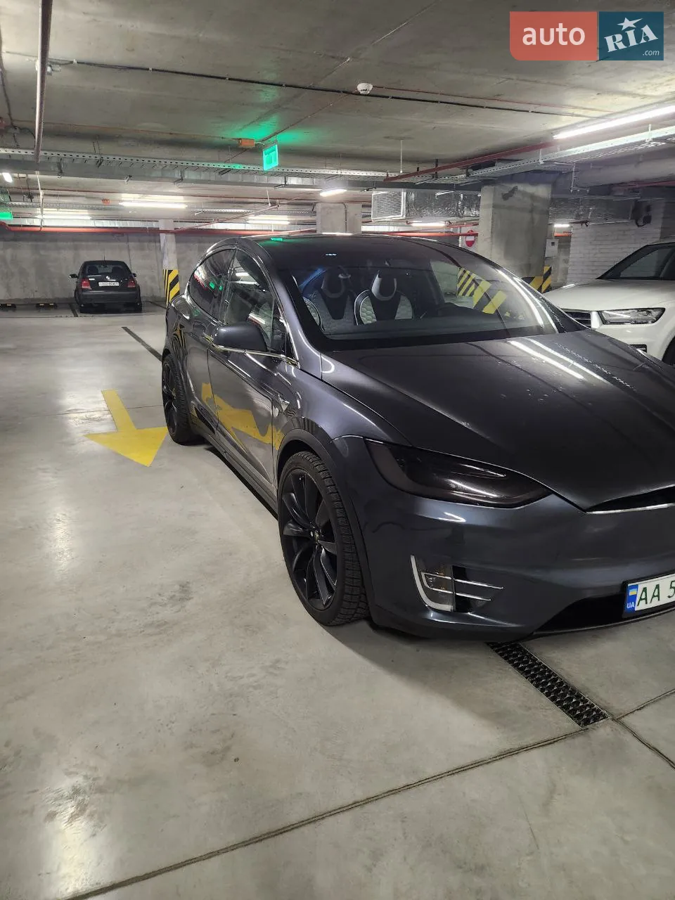 Tesla Model X 2020 photo 3