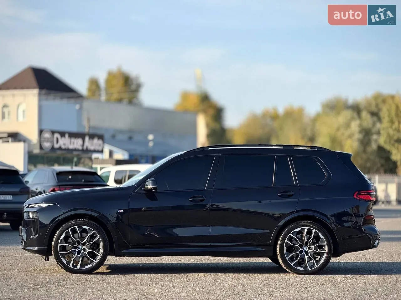 BMW X7 2023 photo 2