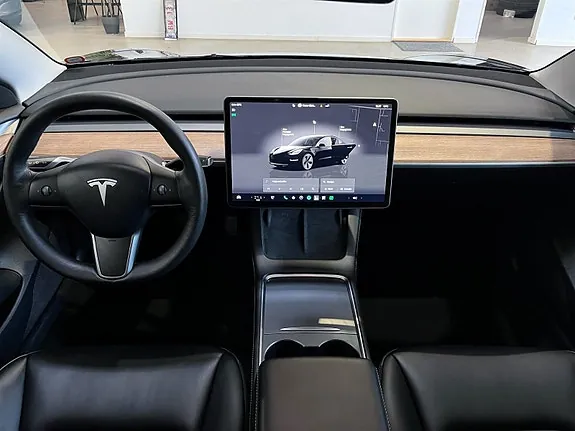 Tesla Model 3 2022 photo 4
