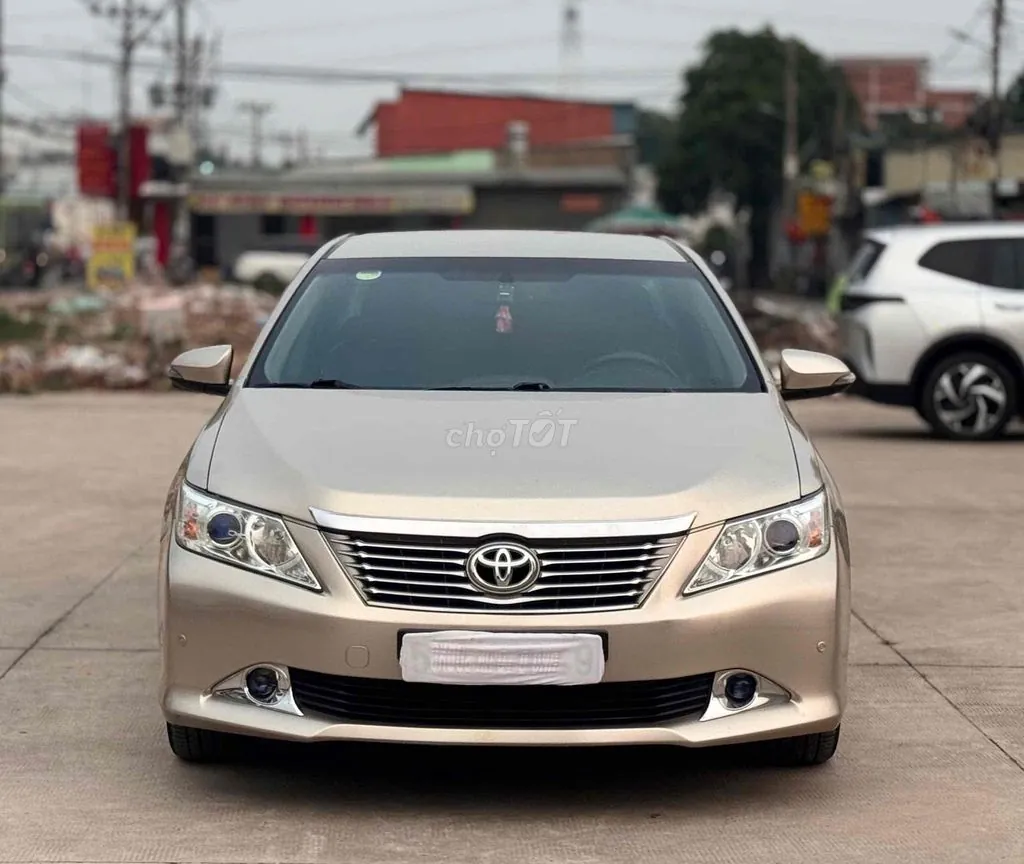 Toyota Camry 2012 photo 3