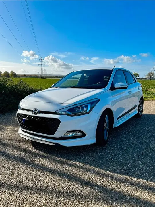 Hyundai I20