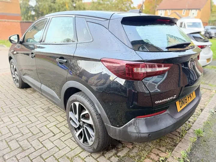 Vauxhall Grandland X 2018 photo 5