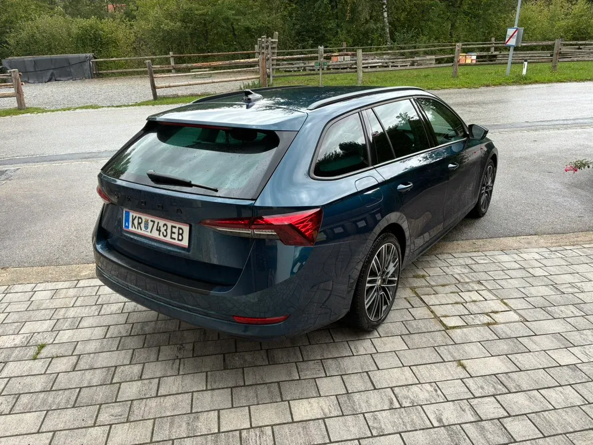Skoda Octavia 2024 photo 3