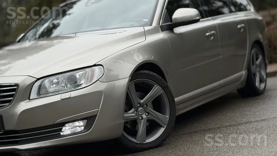 Volvo V70 2015 photo 5