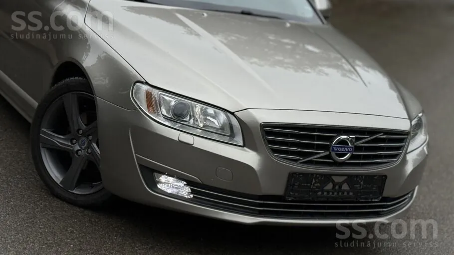 Volvo V70 2015 photo 4