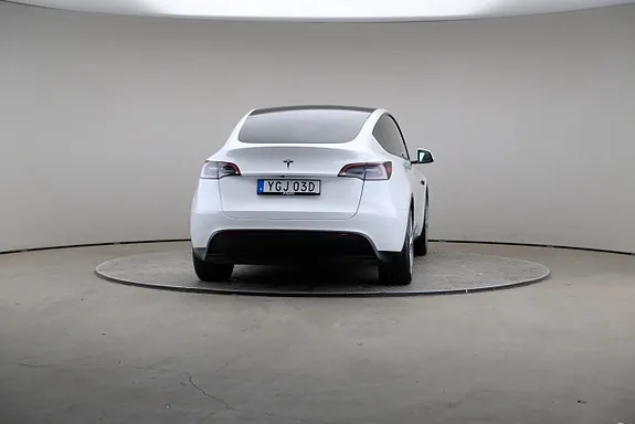 Tesla Model Y 2023 photo 5