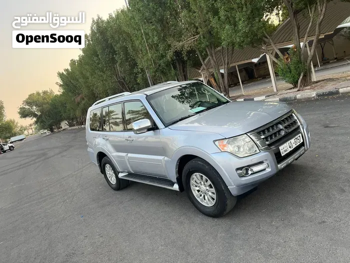 Mitsubishi Pajero 2015 photo 2