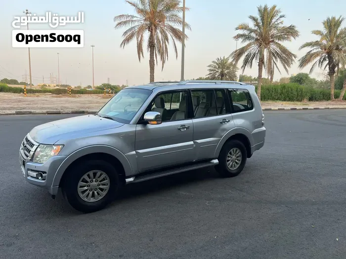 Mitsubishi Pajero 2015 photo 3
