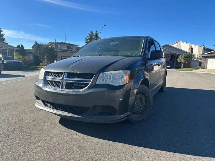 Dodge Caravan 2012 photo 5