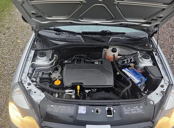 Renault Clio 2006 photo 3