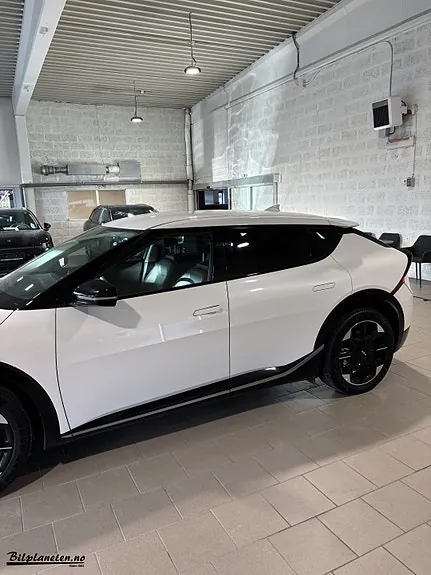 Kia Ev6 2025 photo 2