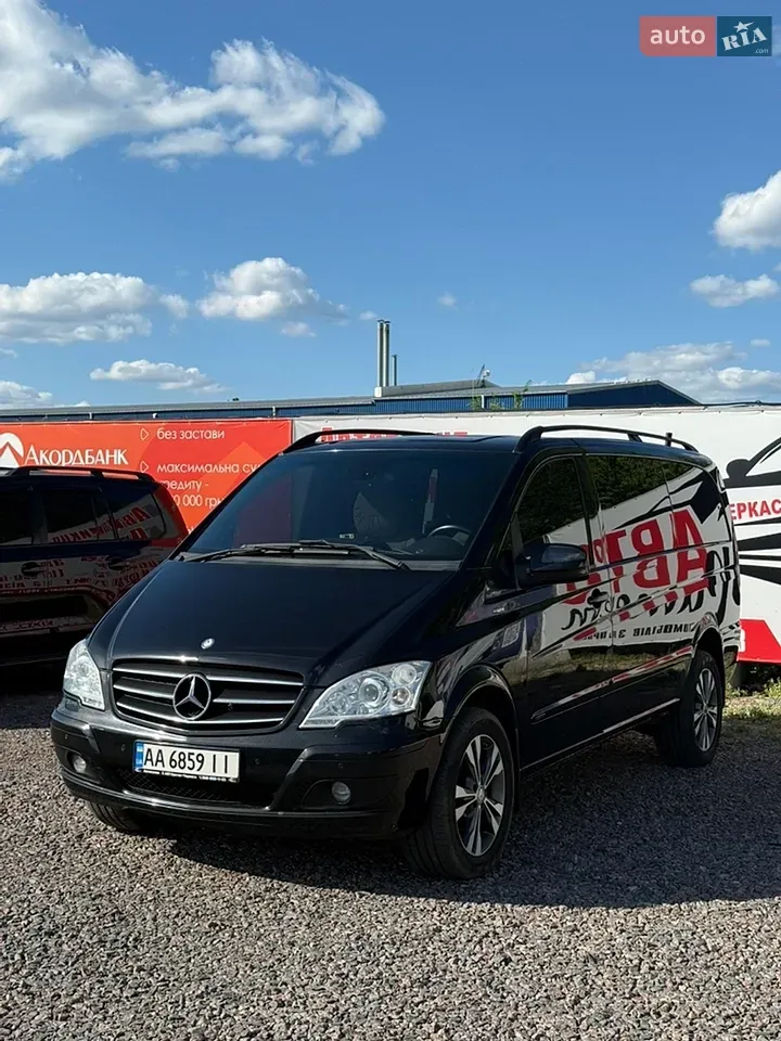 Mercedes-Benz Viano 2011 photo 3