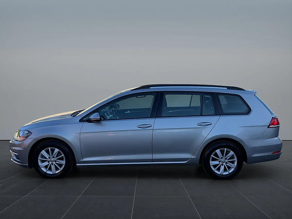 Volkswagen Golf 2019 photo 2