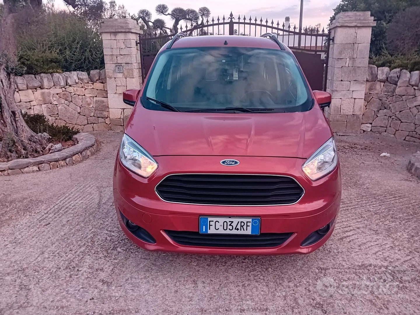 Ford Tourneo Courier
