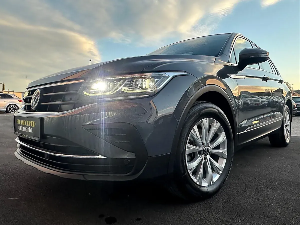 Volkswagen Tiguan 2022 photo 2