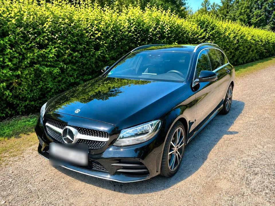 Mercedes-Benz C220D