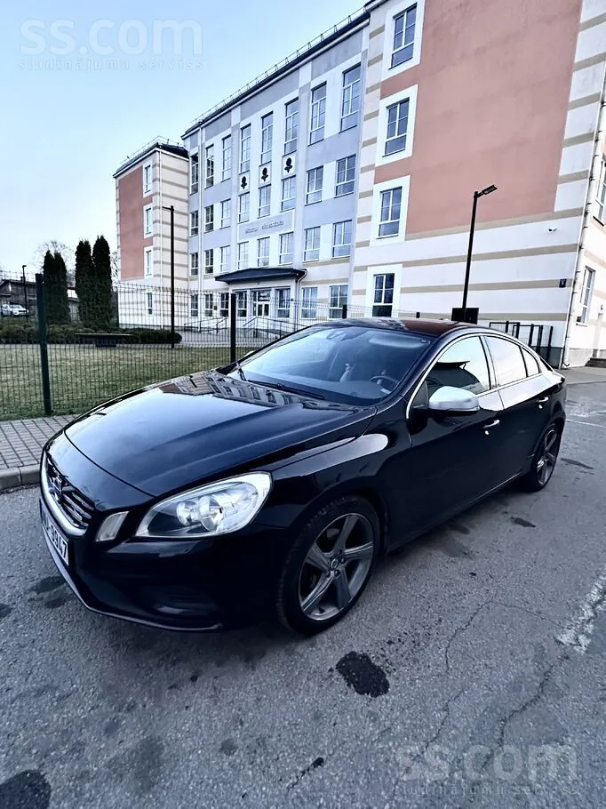 Volvo S60 2011 photo 5