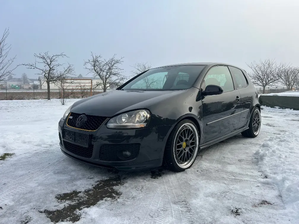 Volkswagen Golf 2005 photo 3