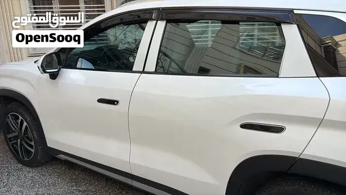 BYD Song L 2025 photo 2