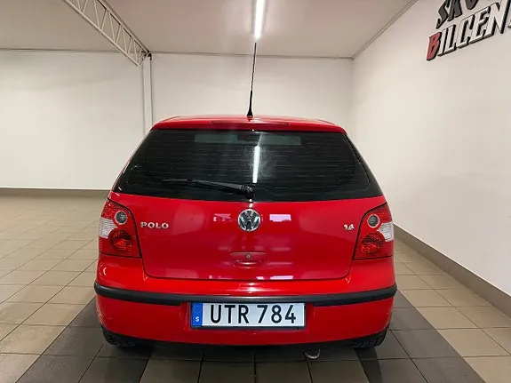 Volkswagen Polo 2004 photo 3