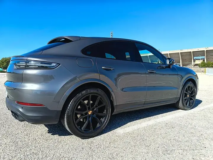 Porsche Cayenne 2019 photo 3