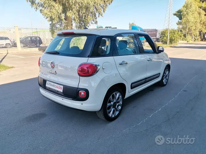 Fiat 500L 2014 photo 4