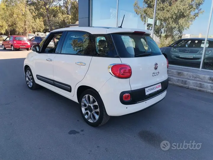 Fiat 500L 2014 photo 2