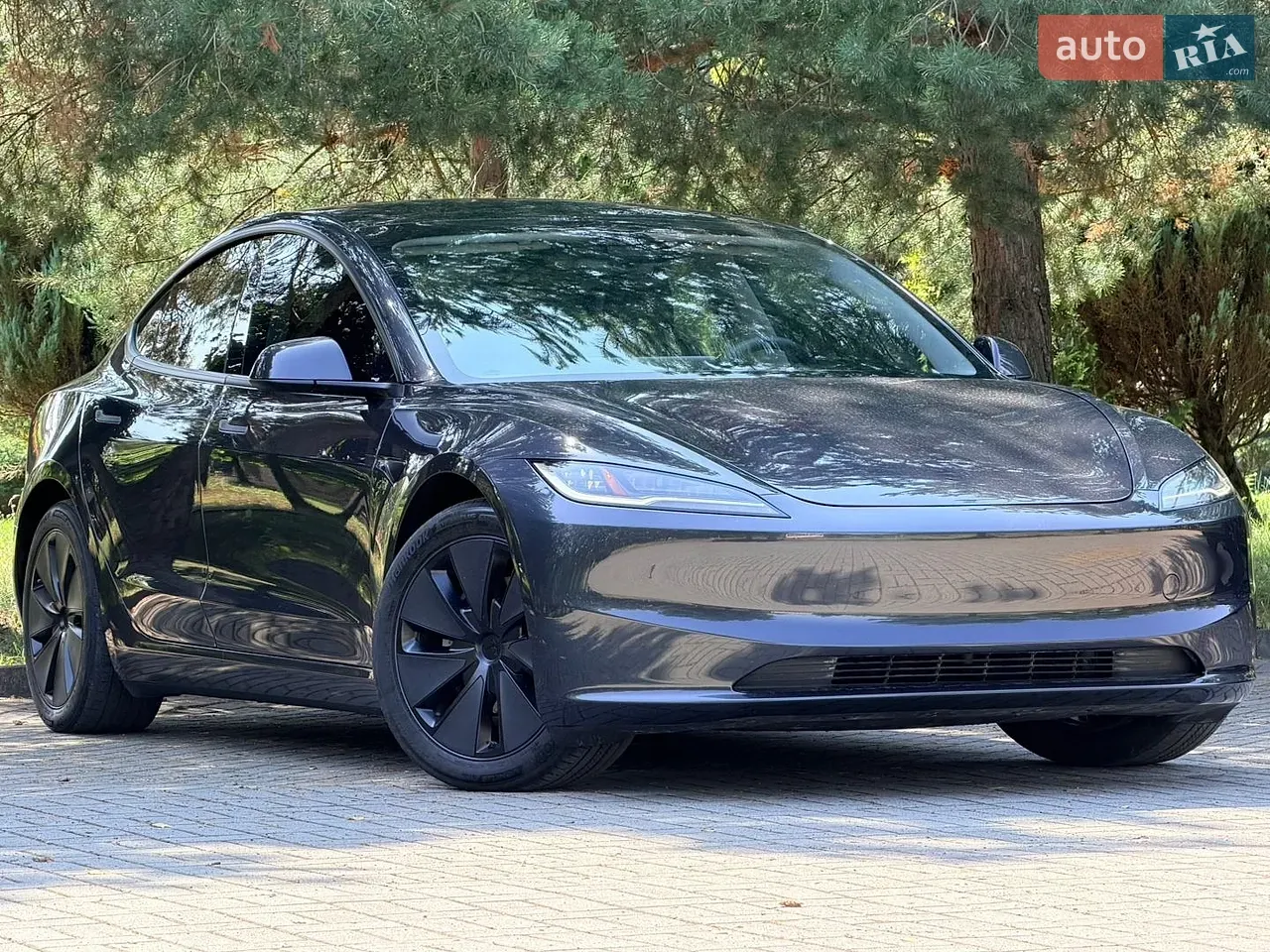 Tesla Model 3 2024 photo 5