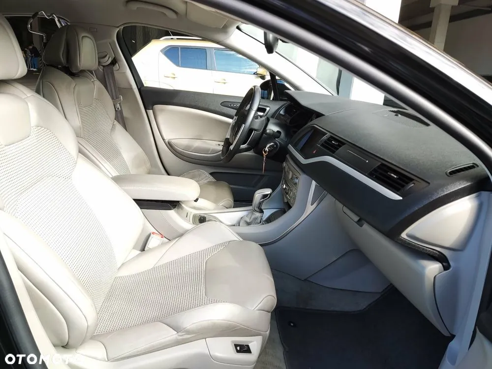 Citroen C5 2015 photo 2