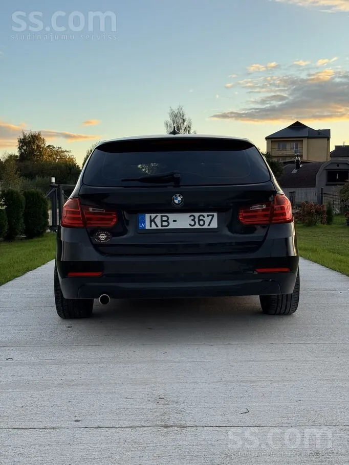 BMW 318D 2013 photo 2