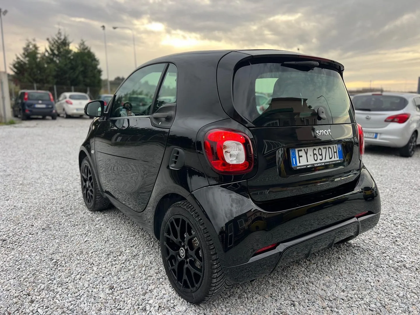 Smart Fortwo 2019 photo 3