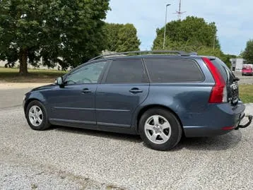 Volvo V50 2009 photo 2