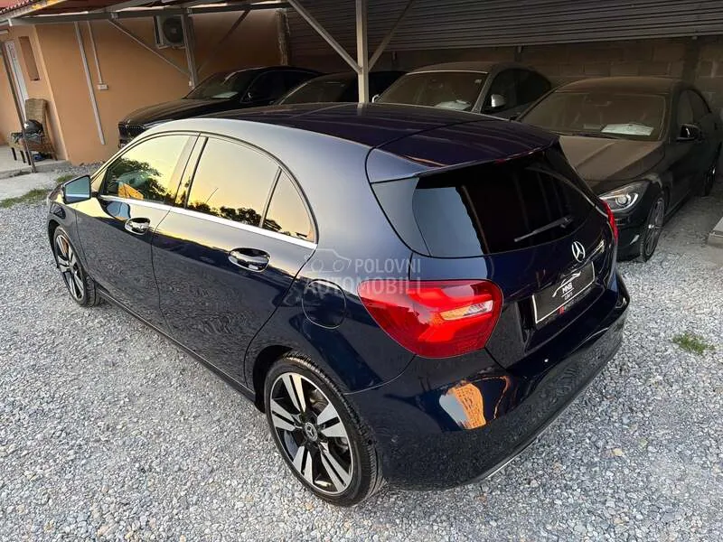 Mercedes-Benz A180 2017 photo 5