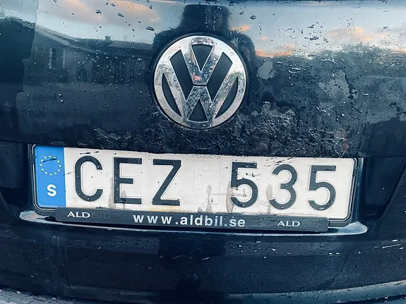 Volkswagen Touran Cross 2010 photo 5
